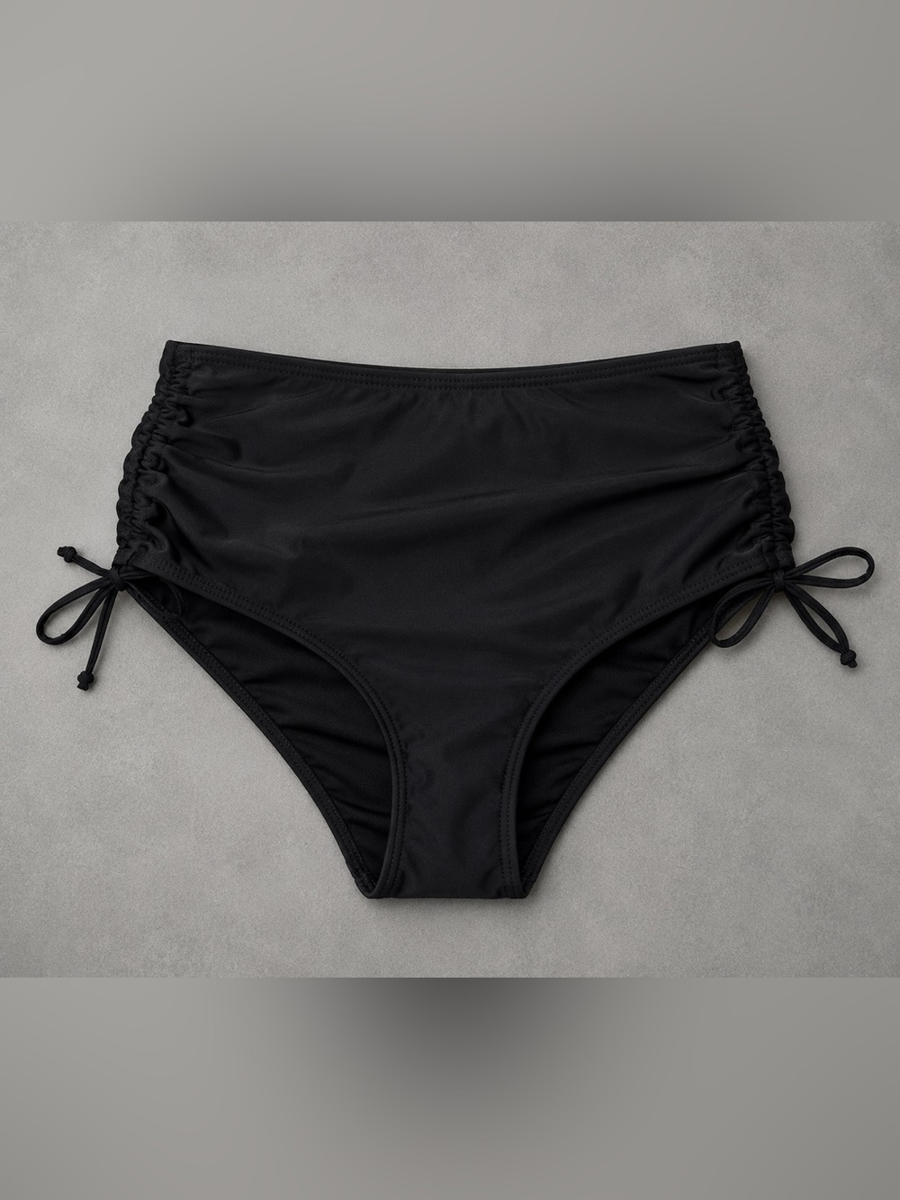 Vogueric Women's High Waisted Bikini Bottoms
Black - Size Medium